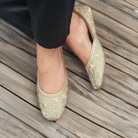 Mint Green Chambeli Embroidered Khussa